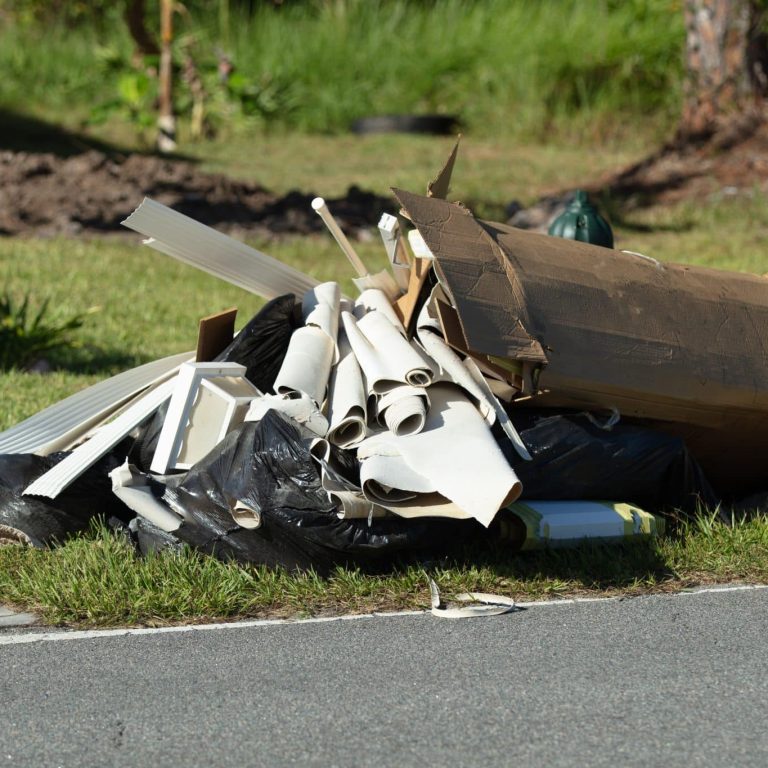 efficient trash removal in Waukesha trash removal in Waukesha, junk hauling Waukesha, Waukesha cleanout services